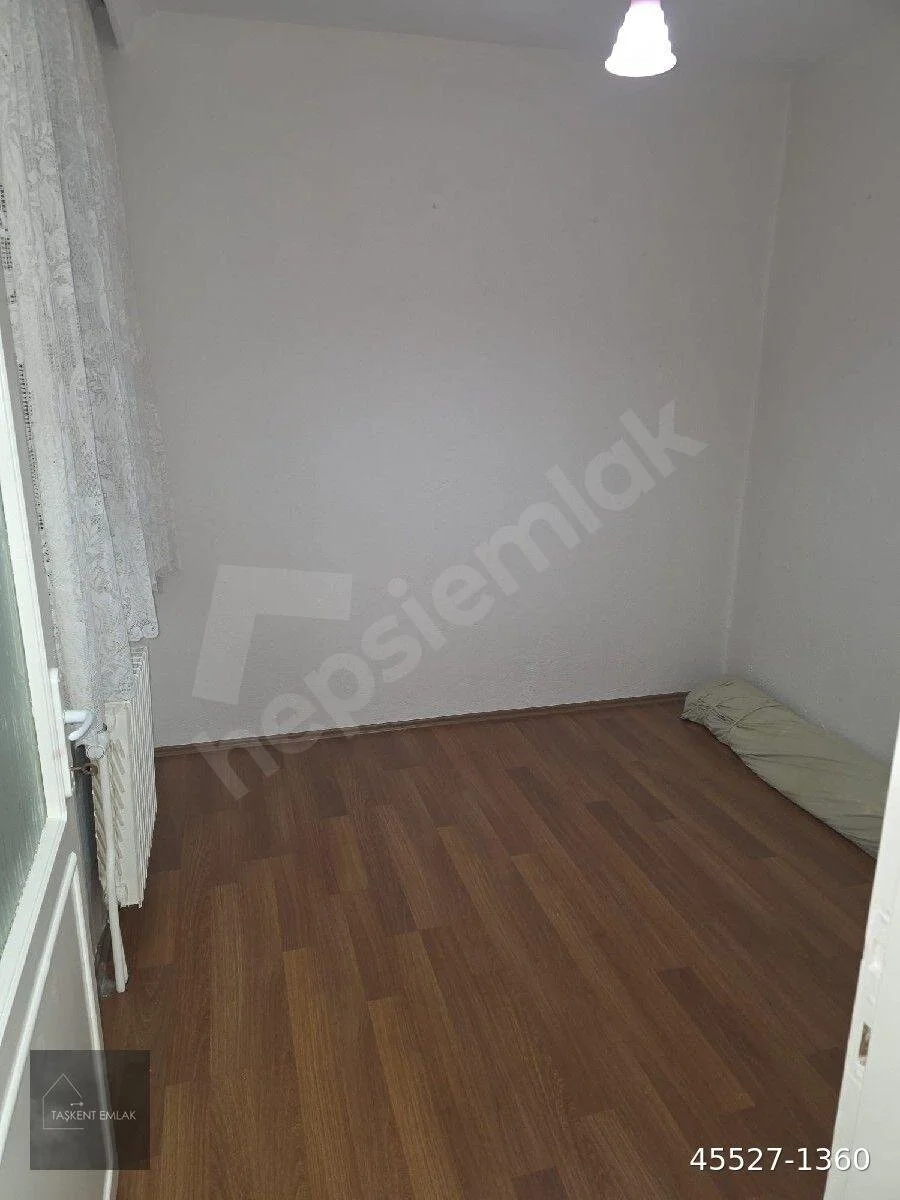 ATATÜRK MAHALLESİ HÜRRİYET CADDESİ ALT SOKAĞINDA 2.KAT DOĞALGAZLI 3+1 KİRALIK DAİRE küçük görsel 6