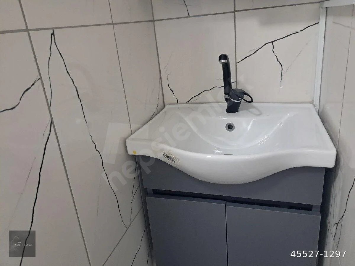 METAŞ OKULU YAKINI CADDE ÜSTÜ FULL YAPILI MANZARALI 2.KAT 2+1 DAİRE küçük görsel 16