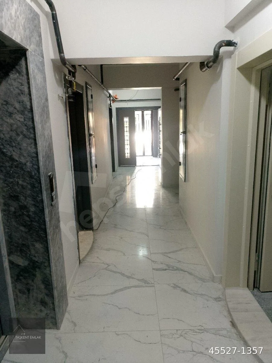 SIFIR KİRALIK DAİRE 3+1 OTOPARKLI BİNADA 3.KAT EBEVEYN BANYOLU MANAVKUYU TAŞKENT'TE küçük görsel 10