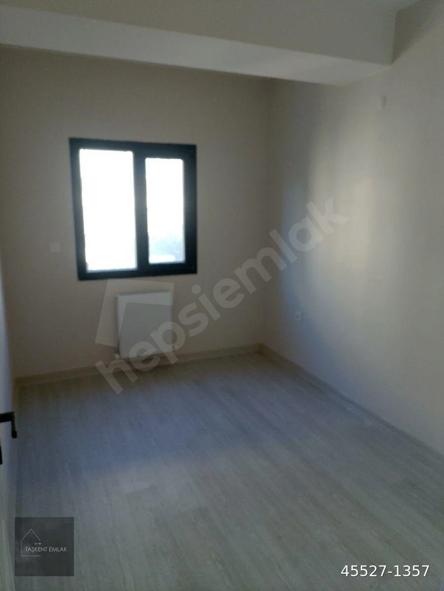 SIFIR KİRALIK DAİRE 3+1 OTOPARKLI BİNADA 3.KAT EBEVEYN BANYOLU MANAVKUYU TAŞKENT'TE küçük görsel 13