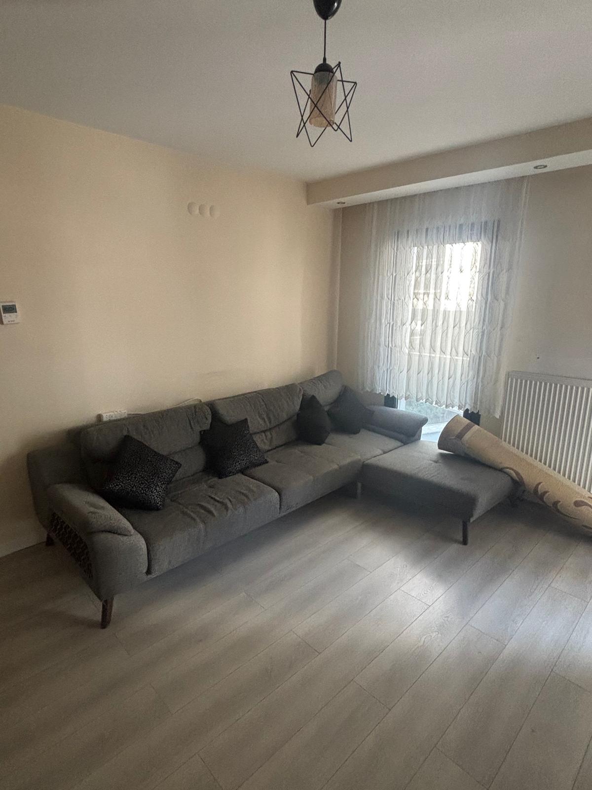 FULL YENİ EŞYALI KİRALIK BORNOVA TOPÇU TUGAYI YAKINI 1+1 DOĞALGAZLI ARA KAT DAİRE küçük görsel 7