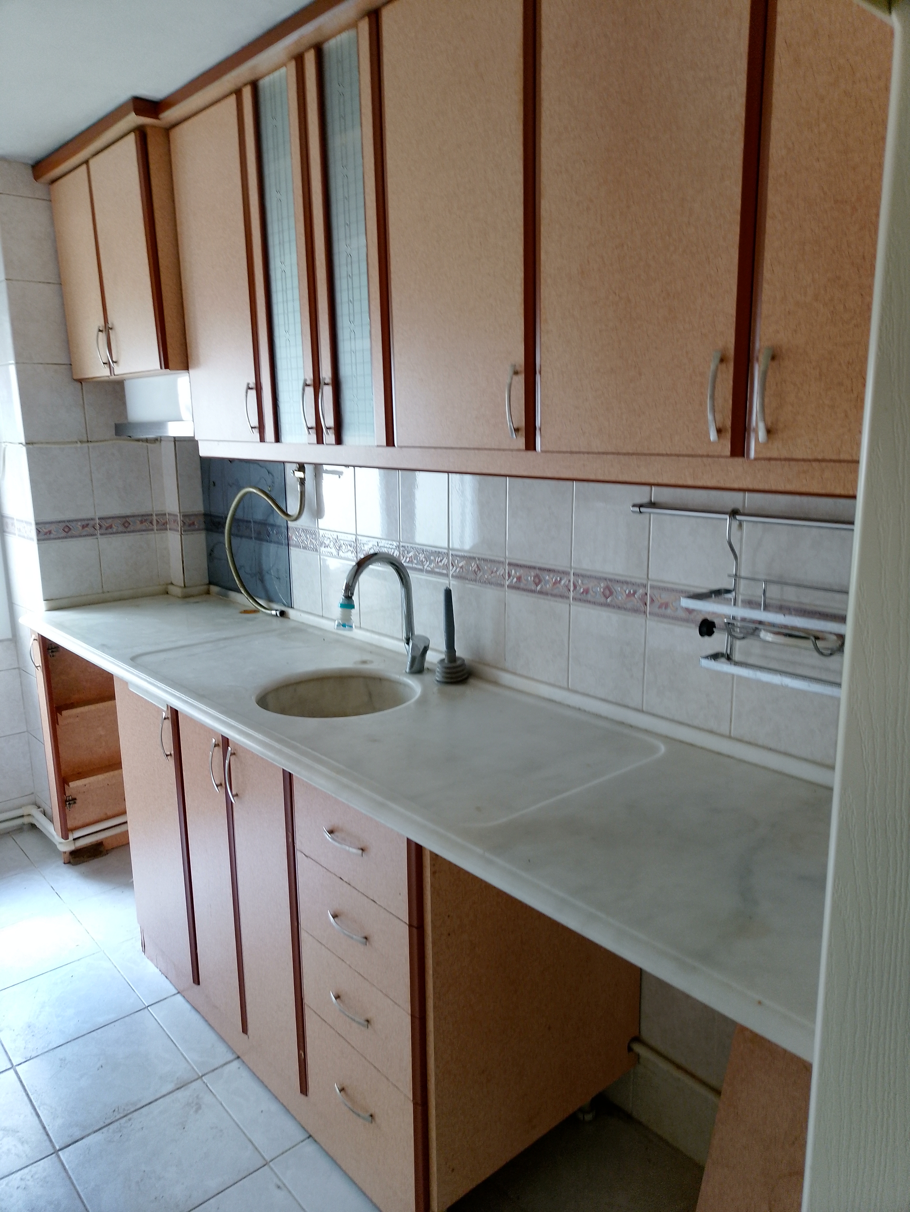 AŞIK VEYSEL YAKINI TAŞKENT SİTESİNDE BÜYÜK 2+1 ARA KAT DOĞALGAZLI KİRALIK DAİRE küçük görsel 12
