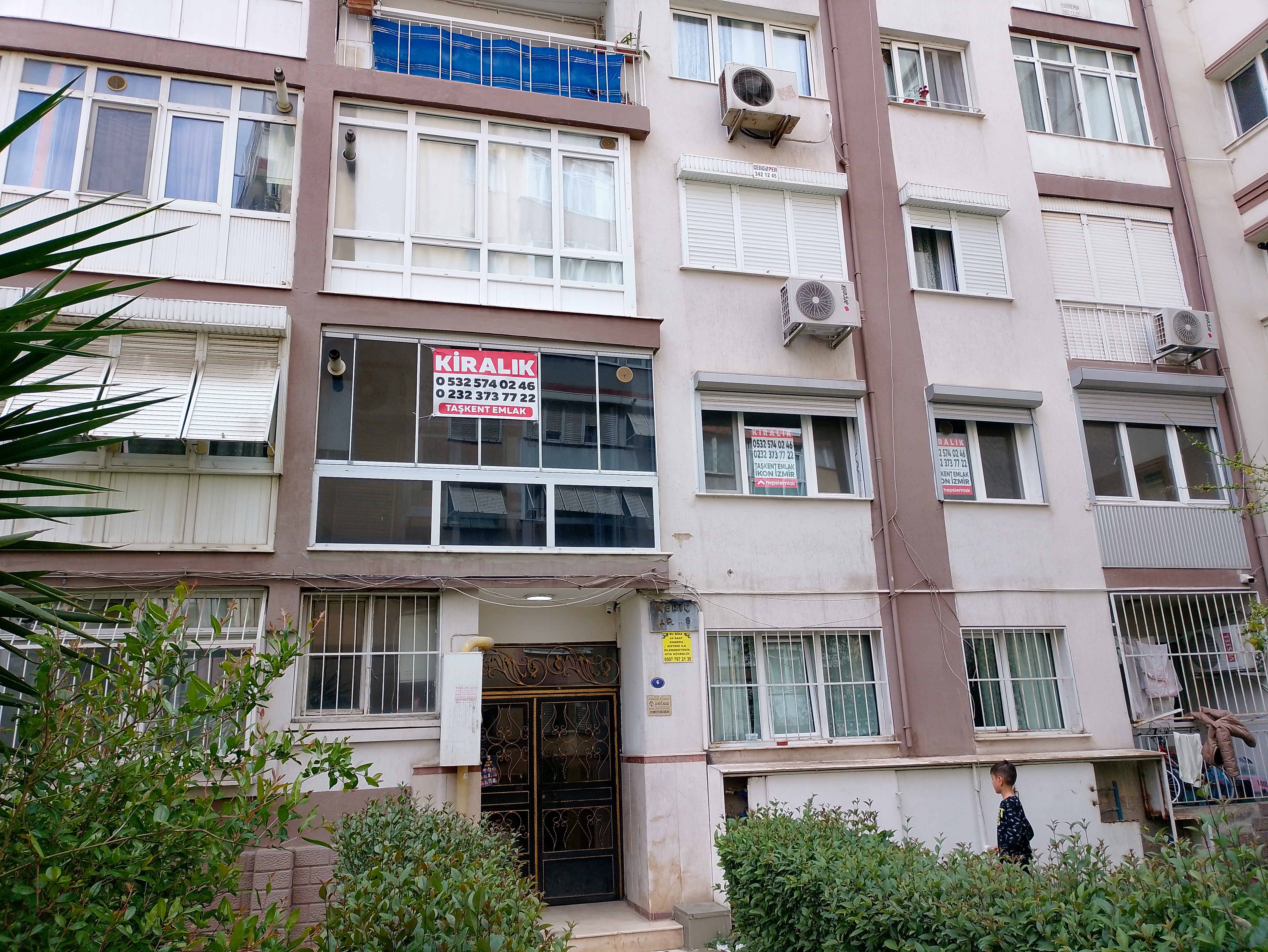 AŞIK VEYSEL YAKINI TAŞKENT SİTESİNDE BÜYÜK 2+1 ARA KAT DOĞALGAZLI KİRALIK DAİRE küçük görsel 2