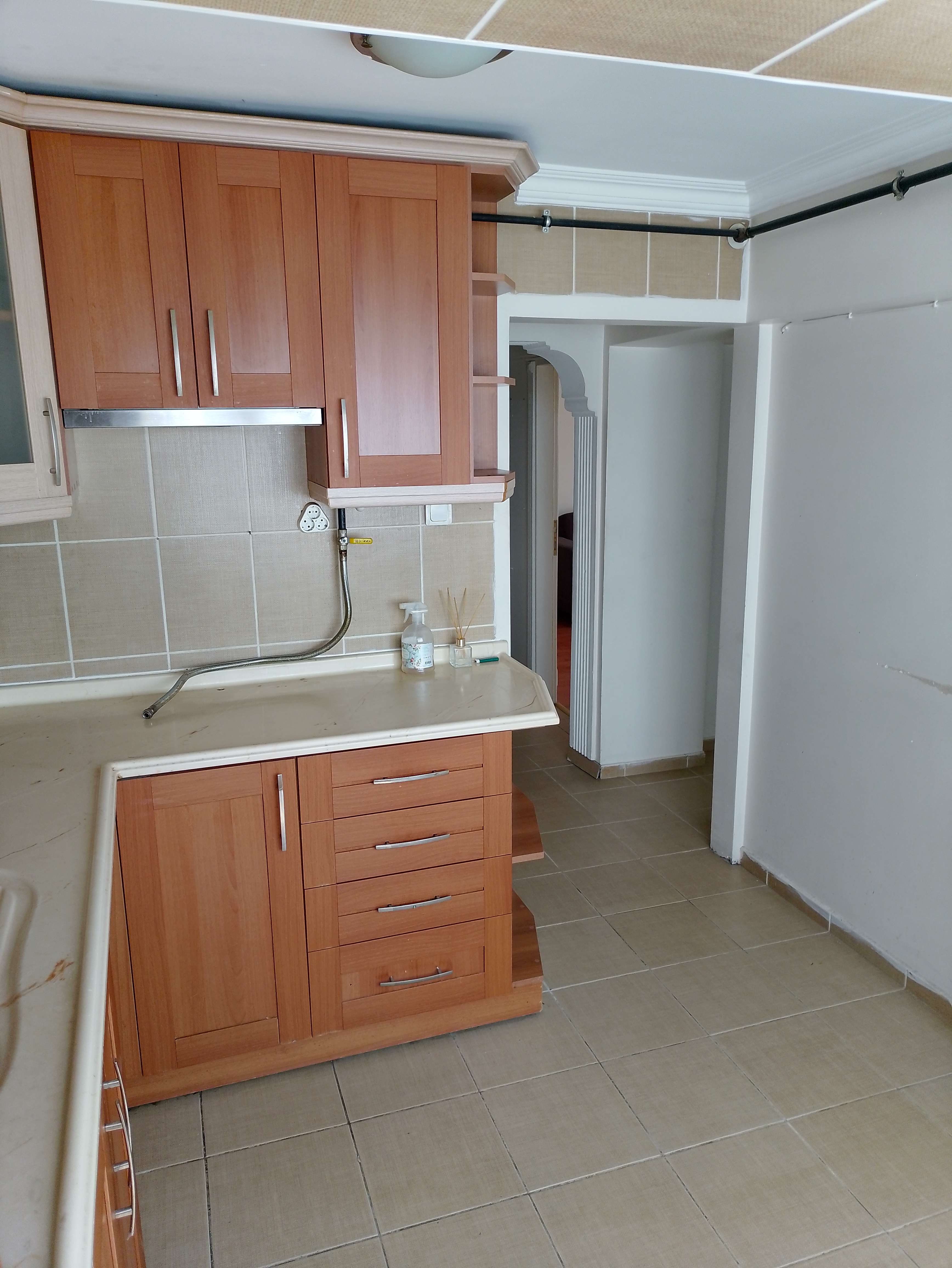 BORNOVA SINIRI AŞIK VEYSEL REKREASYON ÇOK YAKIN ARA KAT DOĞALGAZLI 3+1 DAİRE küçük görsel 14