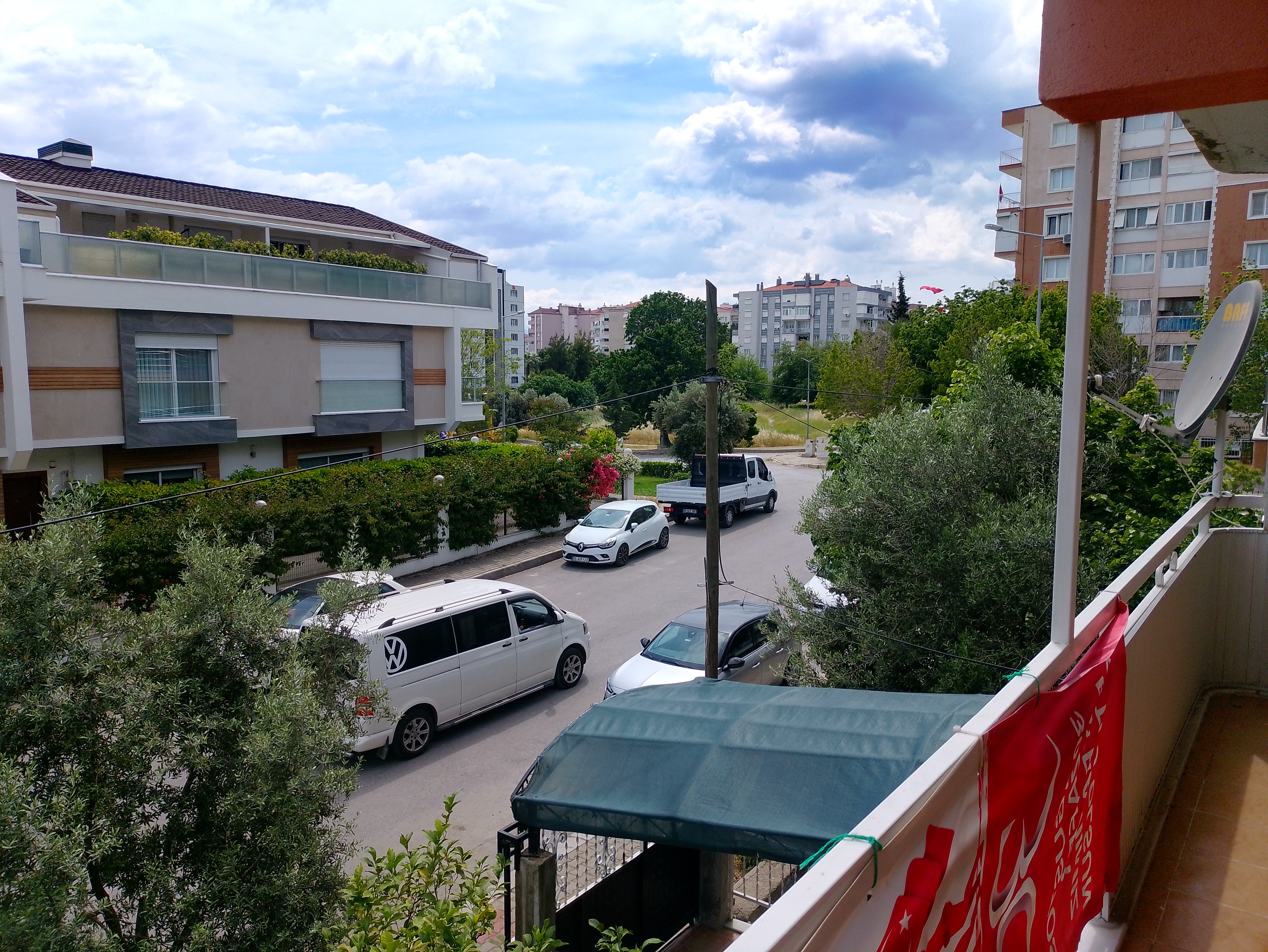 OSMANGAZİ'DE 4.KATLI BİNADA NET 168 M2 4+1 DOĞALGAZLI YAPILI DAİRE