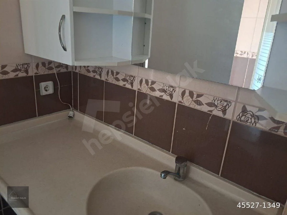 BORNOVA EVKA 4 MAH.MANZARALI KAPALI MUTFAK 2+1 SATILIK DAİRE küçük görsel 9